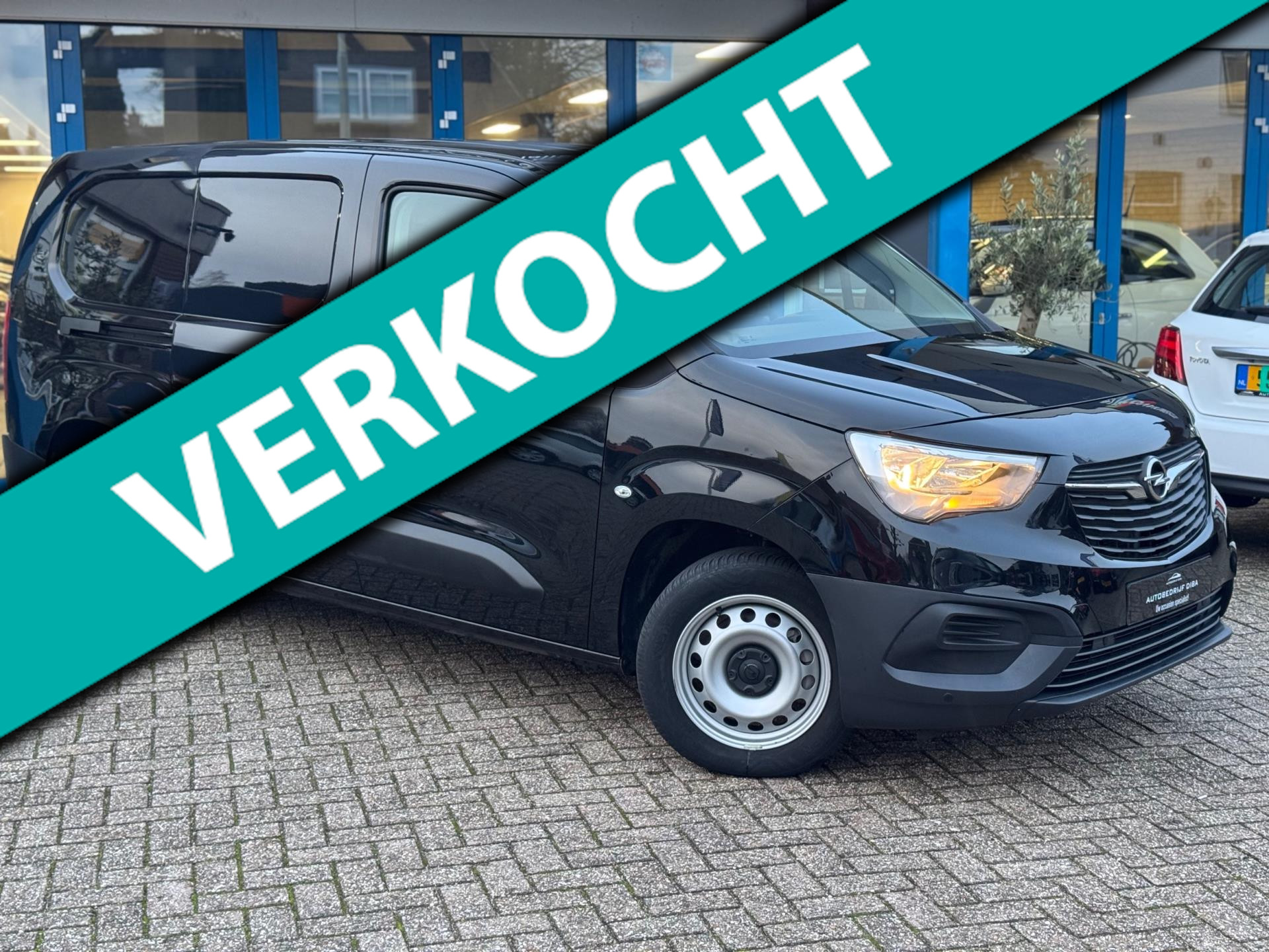 Opel Combo 1.5D L2H1 Standaard 2024 NAVI CARPLAY AIRCO BTW! 42560203-0.jpg | Autobedrijf Diba