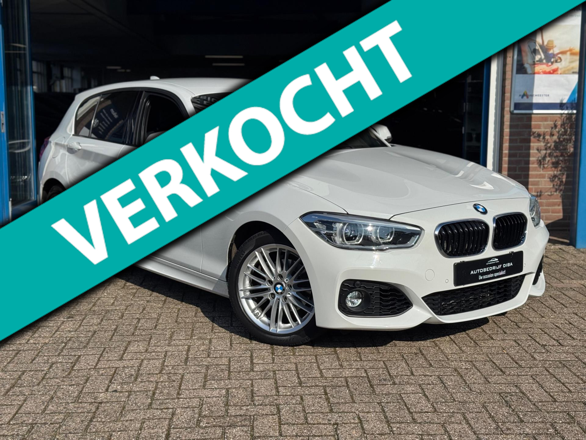 BMW 1 Serie 118i Executive 2018 NAVI CLIMA LM NAP 43307891-0.jpg | Autobedrijf Diba