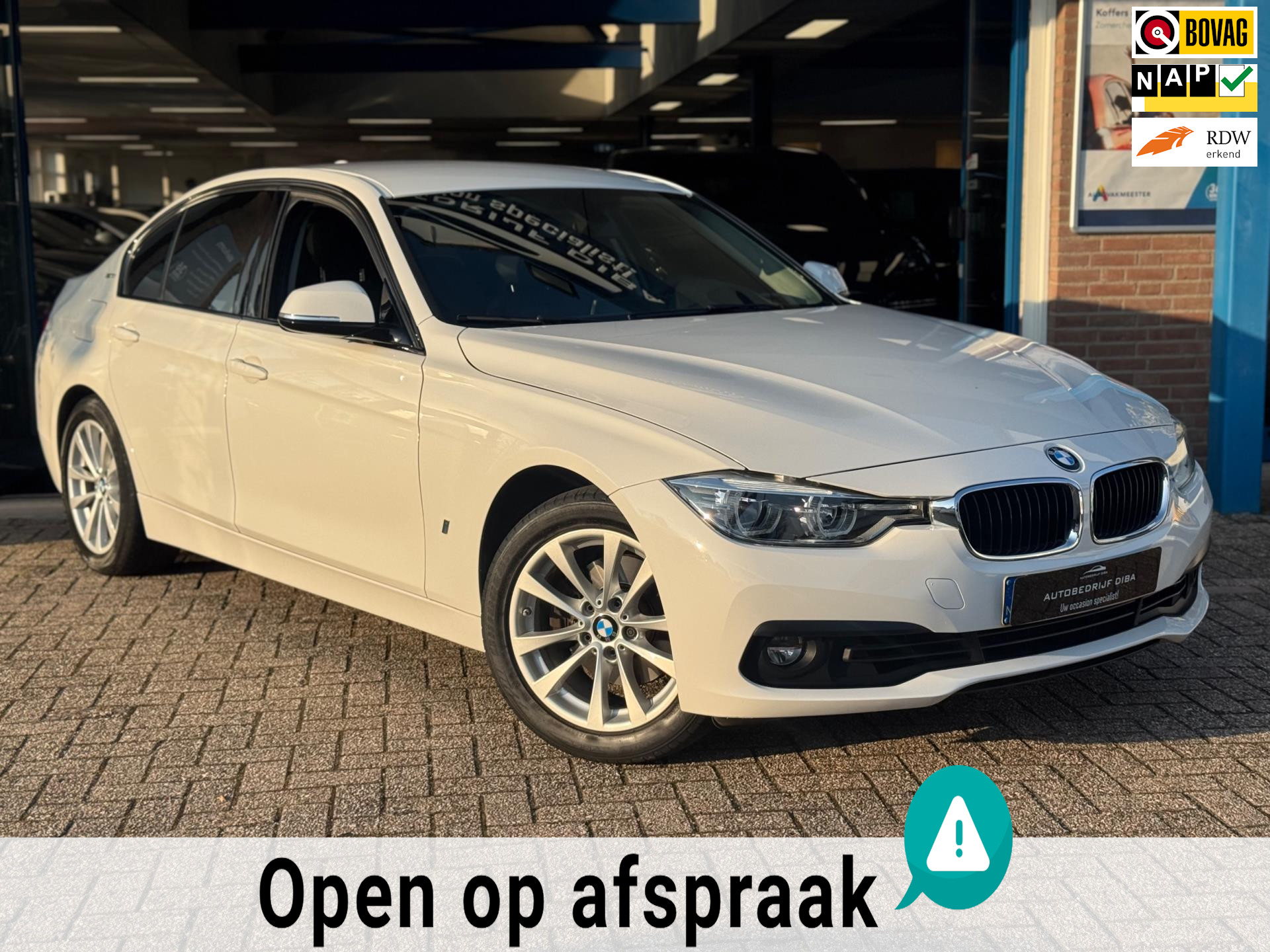 BMW 3 Serie 330e Centennial High Executive 2016 WIT NAVI NAP 43436310-0.jpg | Autobedrijf Diba
