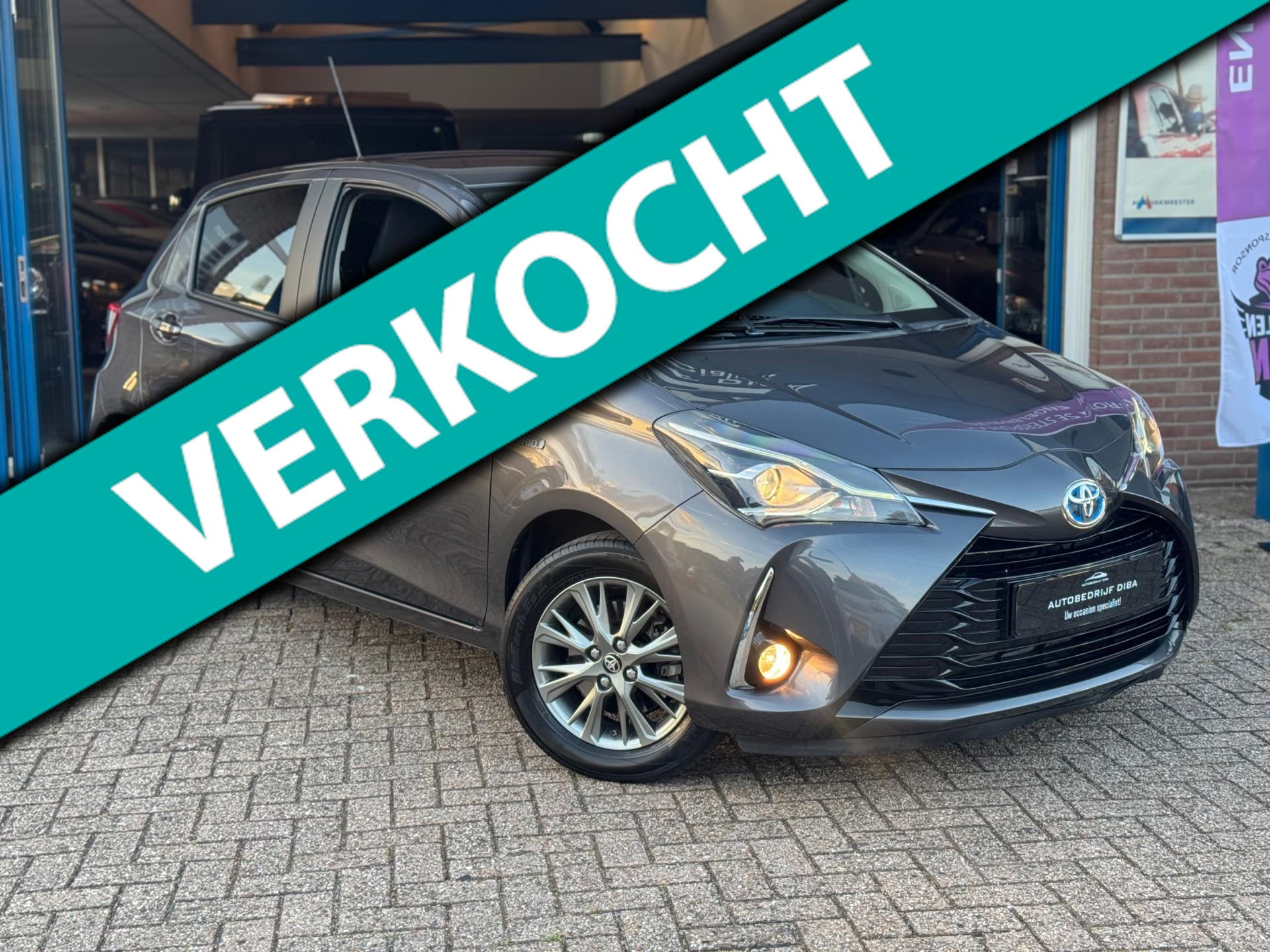 Toyota Yaris 1.5 Hybrid Dynamic 2019 AUT NAVI APK NAP! 45106434-0.jpg | Autobedrijf Diba