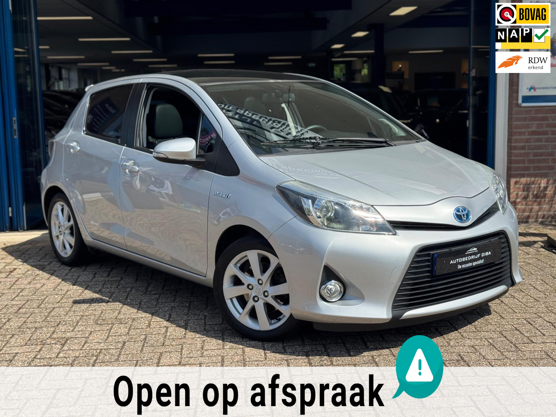 Toyota Yaris 1.5 Full Hybrid Dynamic 2013 AUT NAVI CAMERA! 45414253-0.jpg | Autobedrijf Diba