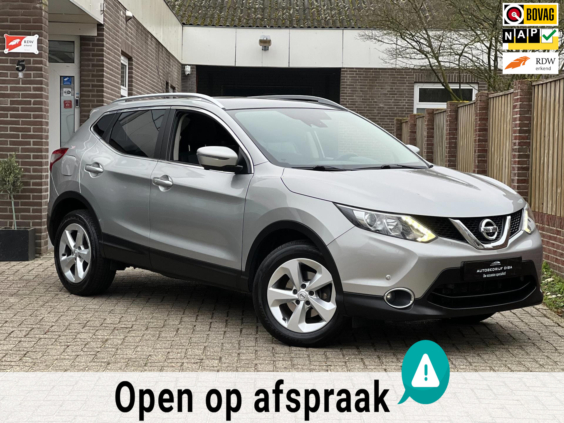 Nissan QASHQAI 1.2 Connect Edition NAVI PANO 360Cam LM 17! 47088382-0.jpg | Autobedrijf Diba