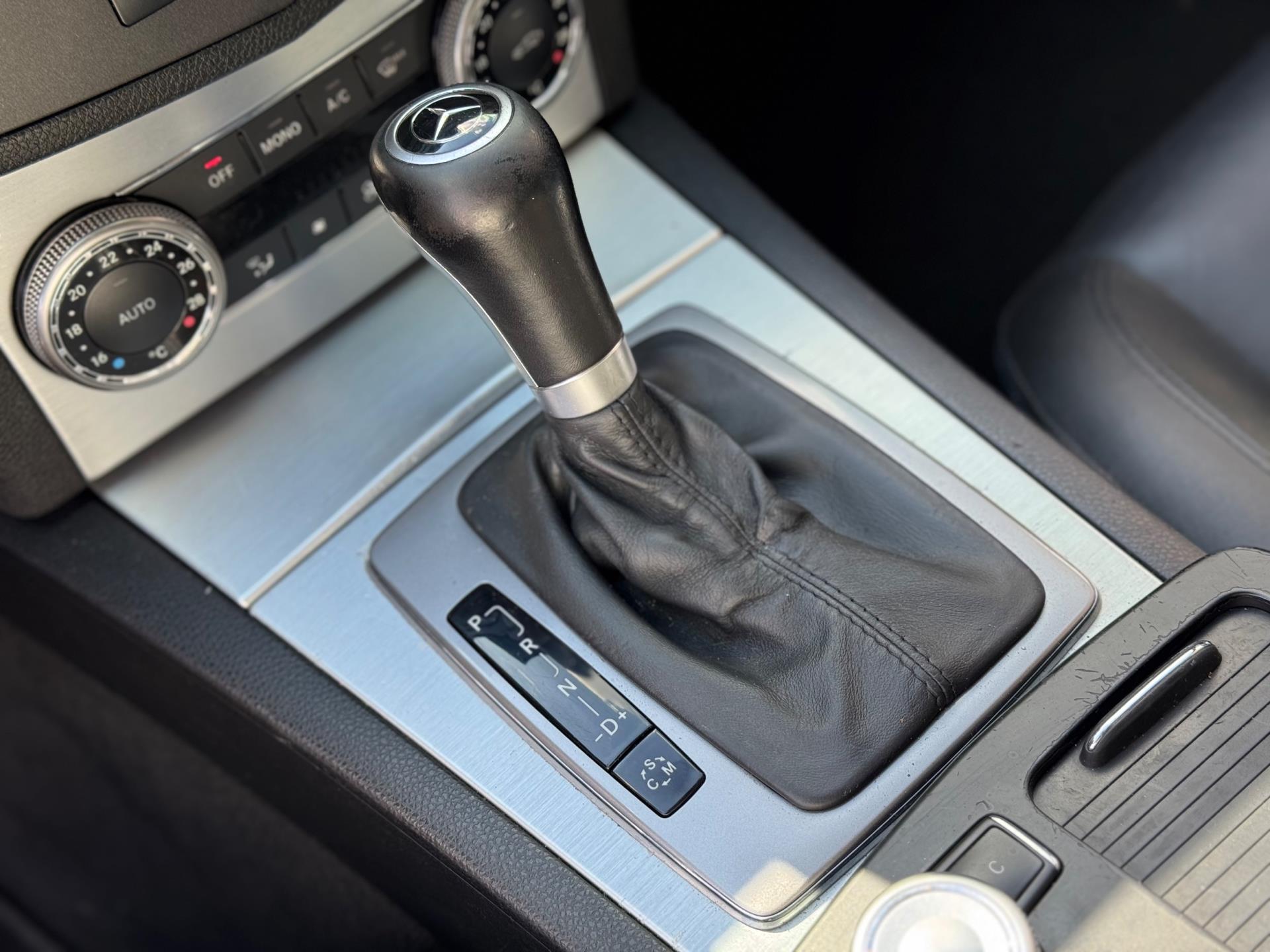 Mercedes-Benz C-Klasse Estate AMG 63 2009 ZWART Youngtimer! 47974954-56.jpg | Autobedrijf Diba