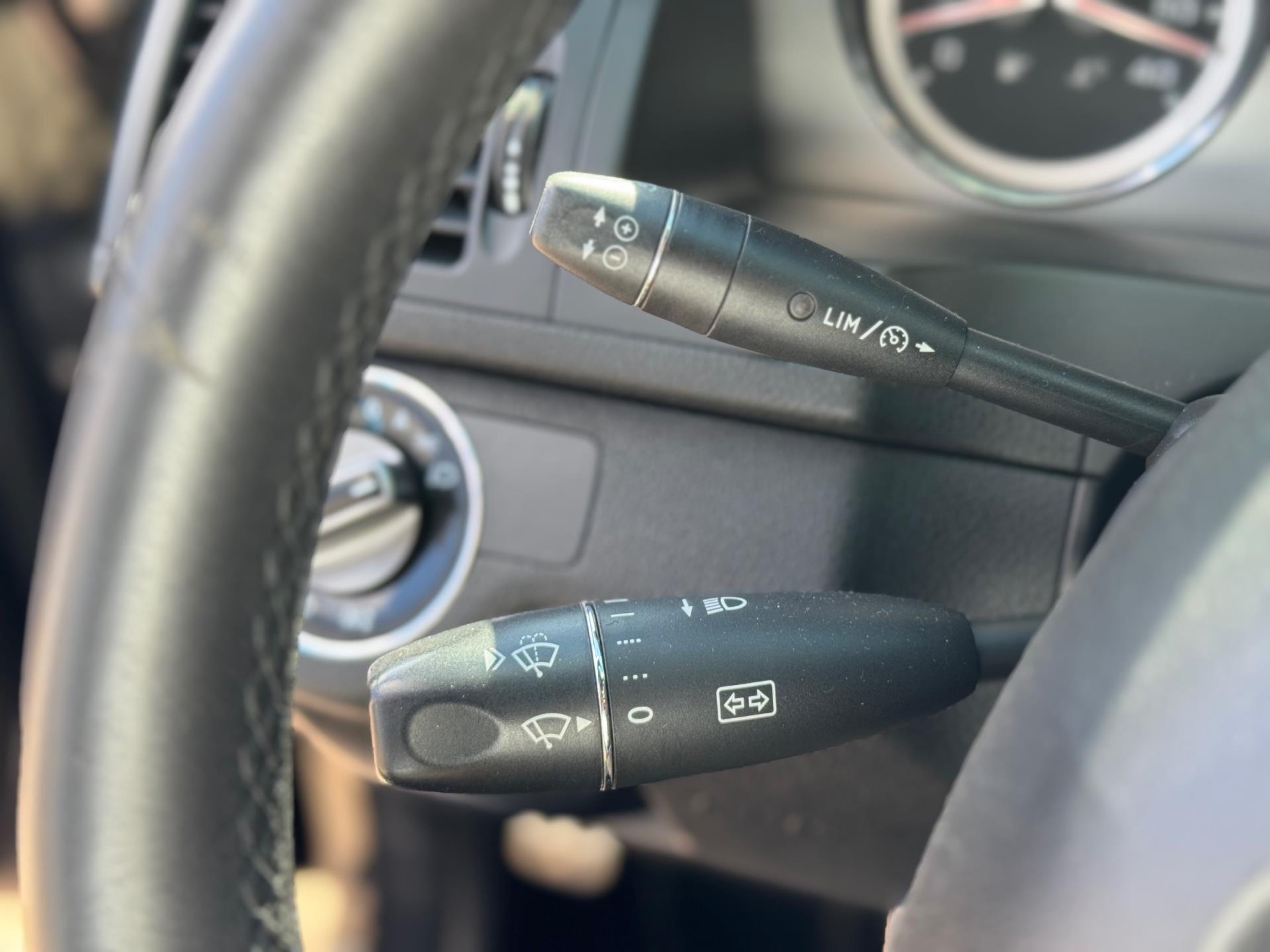 Mercedes-Benz C-Klasse Estate AMG 63 2009 ZWART Youngtimer! 47974954-57.jpg | Autobedrijf Diba