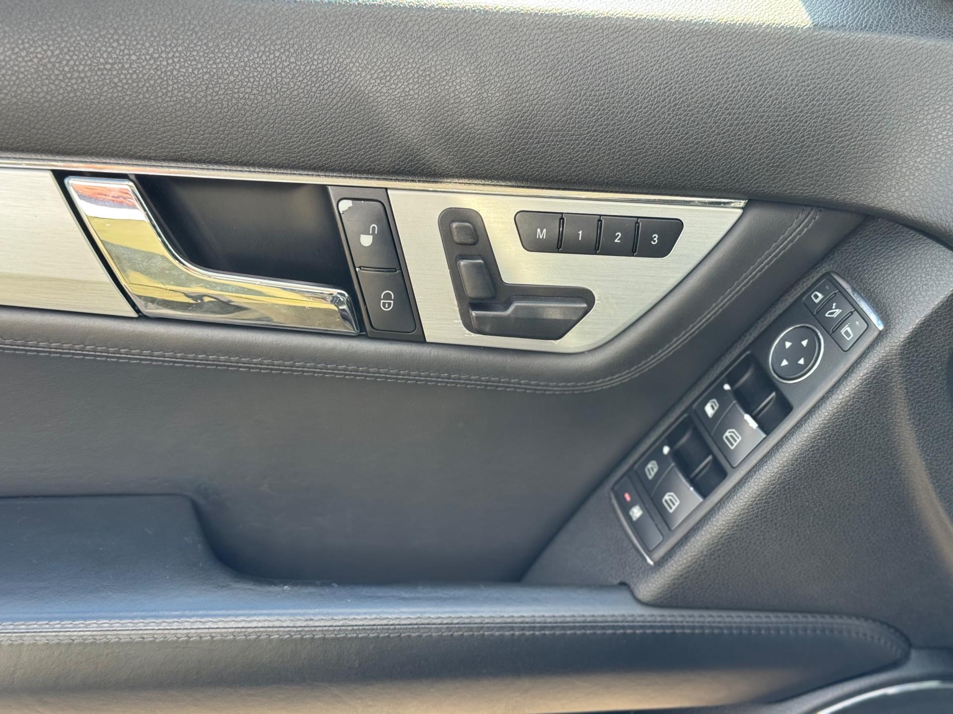 Mercedes-Benz C-Klasse Estate AMG 63 2009 ZWART Youngtimer! 47974954-58.jpg | Autobedrijf Diba