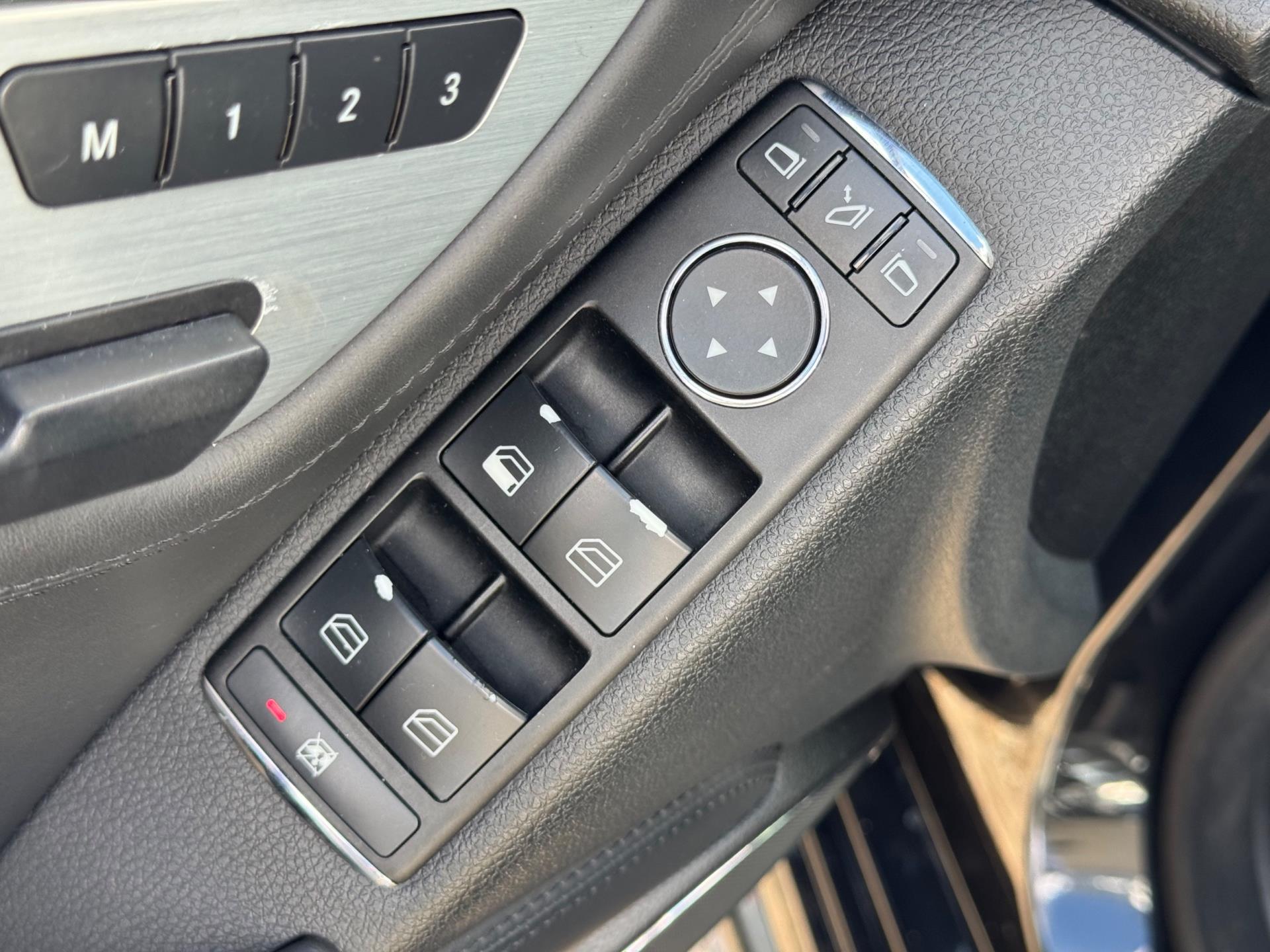 Mercedes-Benz C-Klasse Estate AMG 63 2009 ZWART Youngtimer! 47974954-59.jpg | Autobedrijf Diba