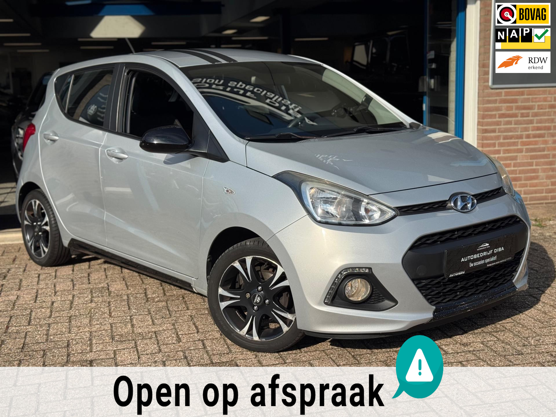 Hyundai i10 1.0i i-Motion Comfort Plus 2014 GRIJS AIRCO NAP! 48105946-0.jpg | Autobedrijf Diba