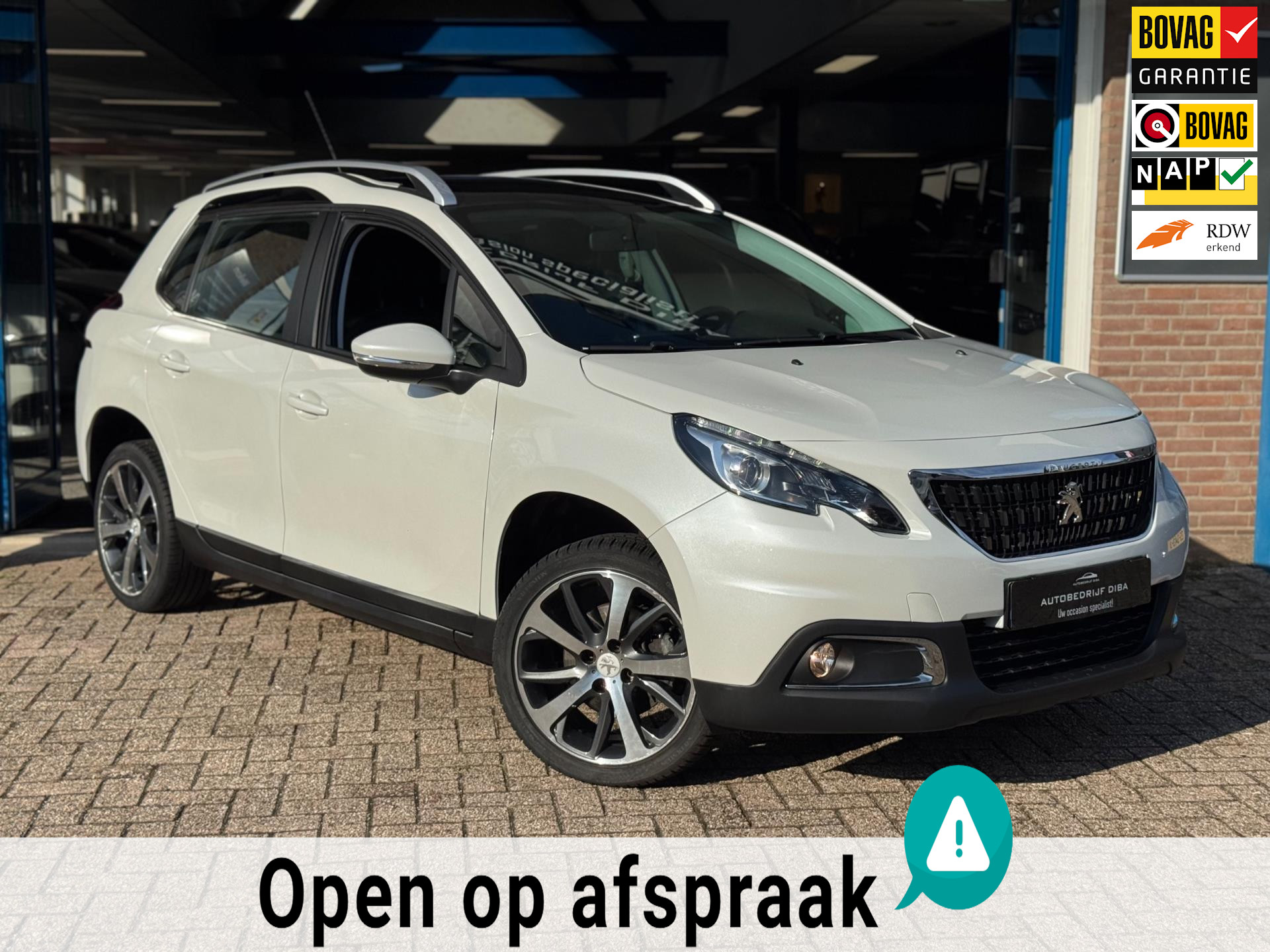 Peugeot 2008 1.2 PureTech Blue Lion 2018 NAVI CLIMA NAP! 48269990-0.jpg | Autobedrijf Diba