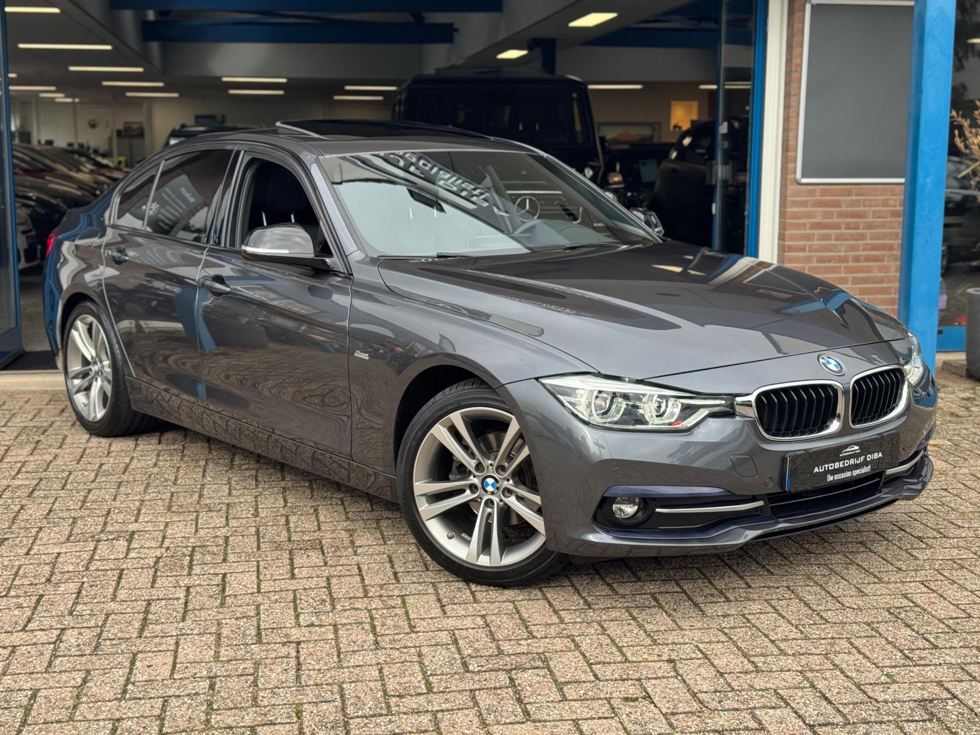 BMW 3 Serie 320d M-Pakket High Executive 2018 AUT NAVI DAK! 48355349-0.jpg | Autobedrijf Diba