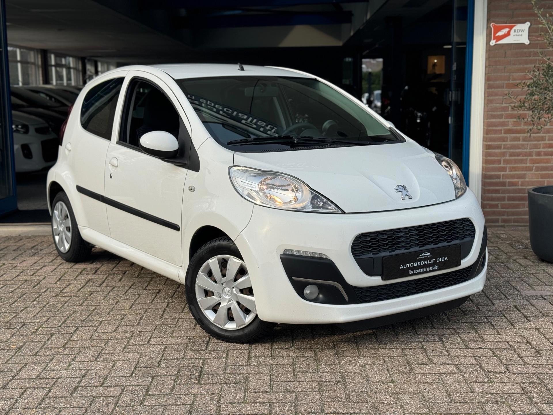Peugeot 107 1.0 Active 2013 WIT AIRCO 5drs Elektr APK NAP! 49107209-0.jpg | Autobedrijf Diba