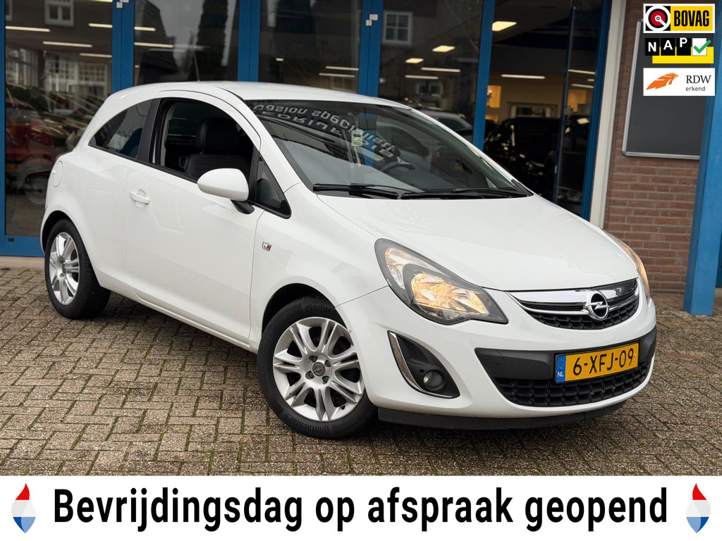 Opel Corsa 1.2-16V BlitZ Wit 3drs 2014 AIRCO LM NAP 50050521-0.jpg | Autobedrijf Diba