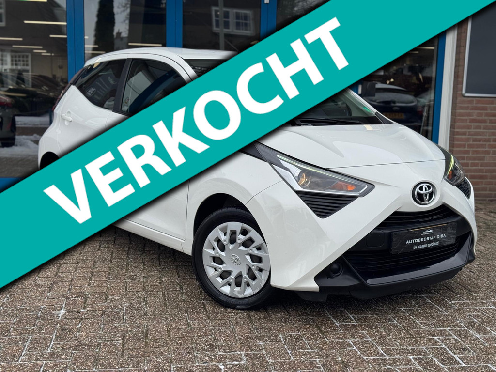 Toyota Aygo 1.0 VVT-i x-play 2018 AUT NAVI AIRCO CAMERA NAP! 50653678-0.jpg | Autobedrijf Diba