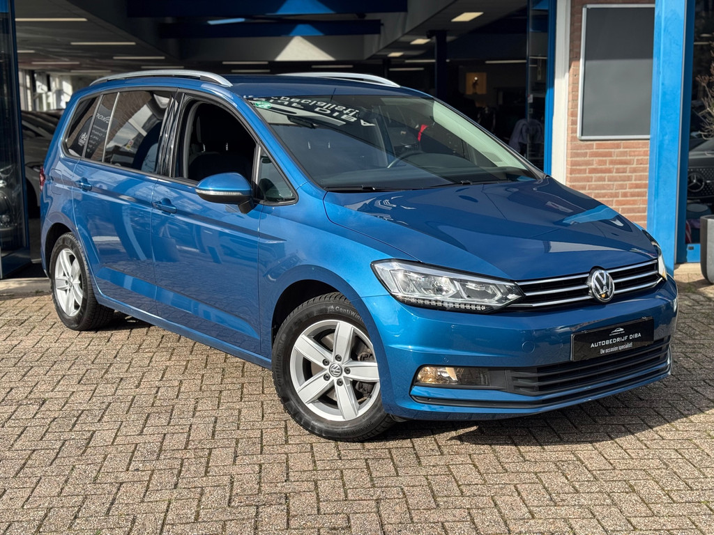 Volkswagen Touran 1.5 TSI Comfortline 2019 NAVI AIRCO Trekh! 52447253-0.jpg | Autobedrijf Diba