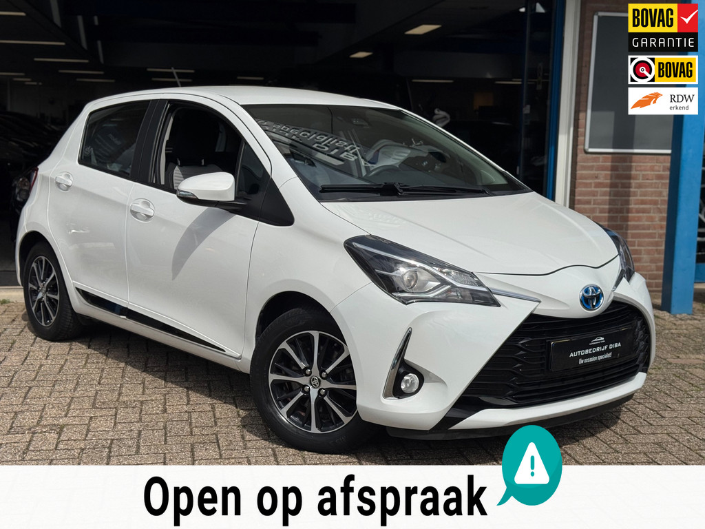 Toyota Yaris 1.5 Hybrid Design Sport 2018 AUT NAVI AIRCO NAP 52906774-0.jpg | Autobedrijf Diba