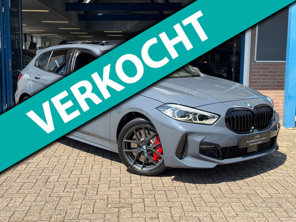 BMW 1 Serie 118i M-Sport 2024 AUT NAVI DAK CLIMA NAP 1e Eig! 54890677-0.jpg | Autobedrijf Diba