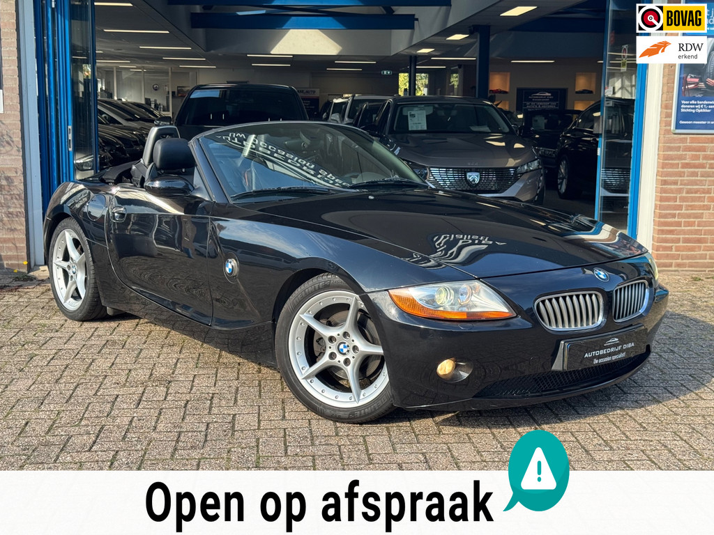 BMW Z4 Roadster 3.0i 2003 ZWART CABRIO AIRCO LM APK NAP! 57048607-0.jpg | Autobedrijf Diba